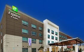Holiday Inn Express & Suites - Stafford Nw - Sugar Land By Ihg
